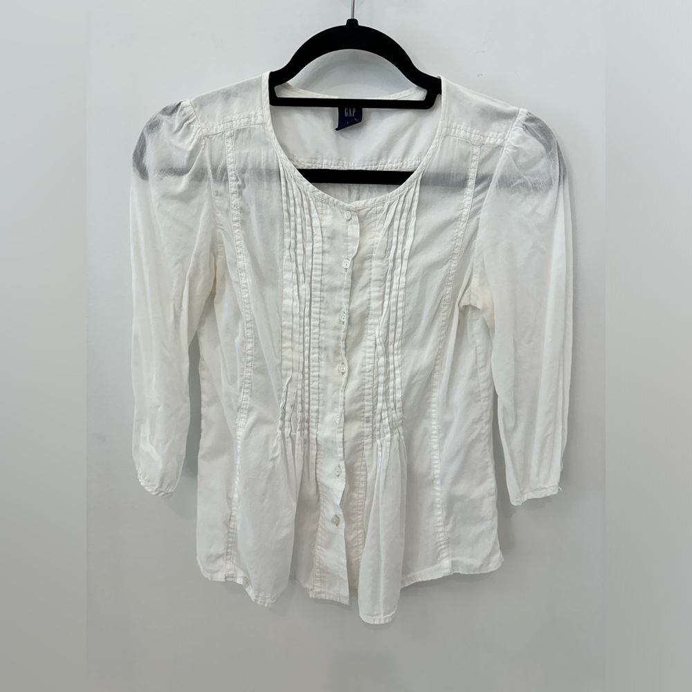 Vintage (2004) Gap pintuck button down shirt